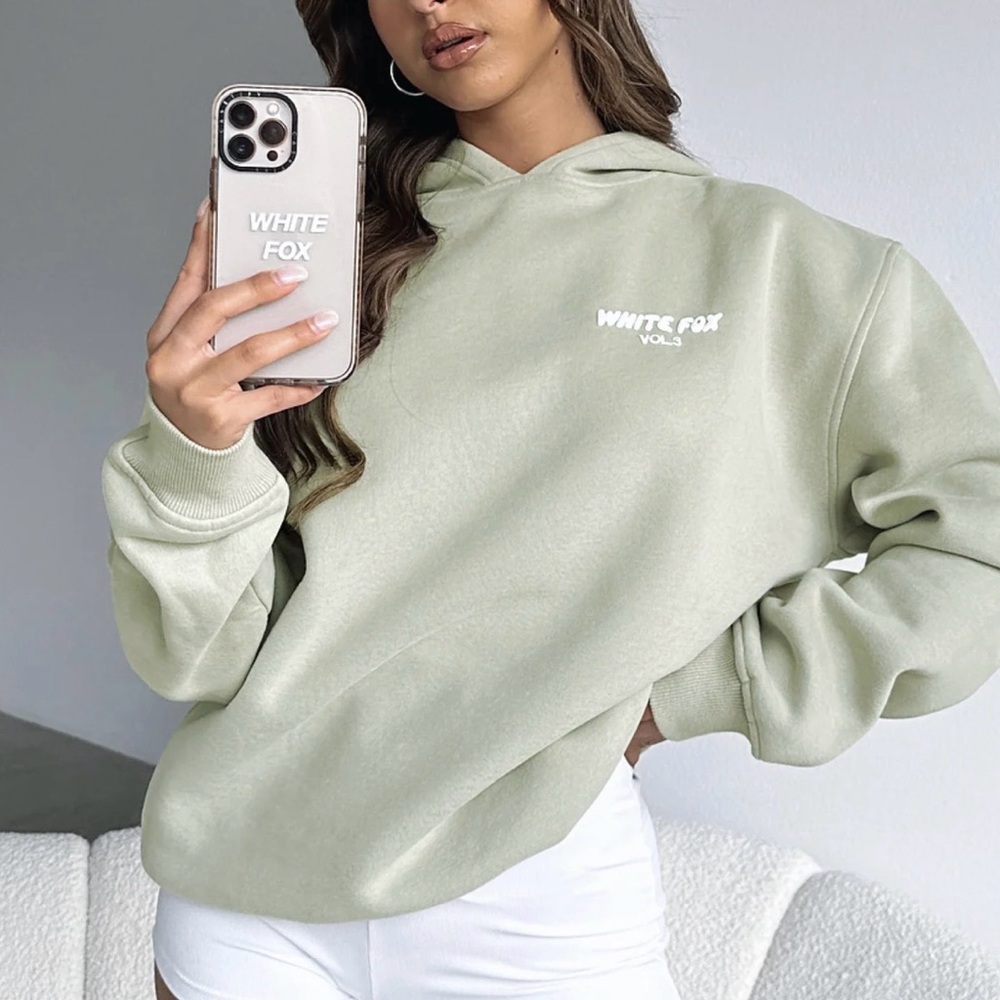 White Fox Hoodie - Light green - size L/XL - excellent condition